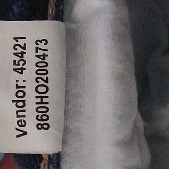 Pacsun Ultra High Rise Slim Destroyed - Picture 12 of 15